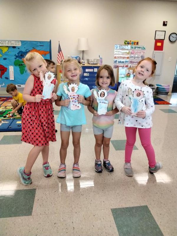 Children learning about crafts